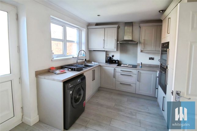 4, Mountfields Walk, Pontefract photo 2