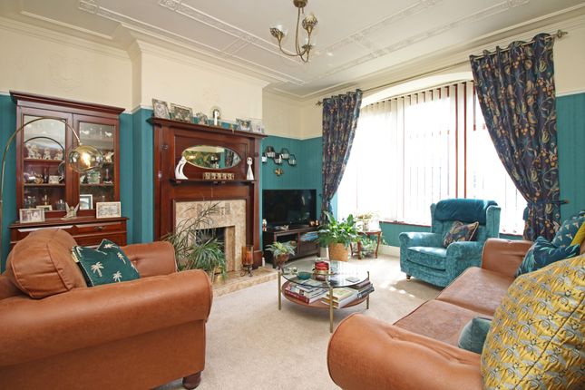 35, Gloucester Avenue, Blackpool photo 3