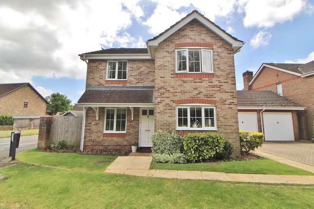 Thumbnail Detached house for sale in Warbler Close, Waterlooville