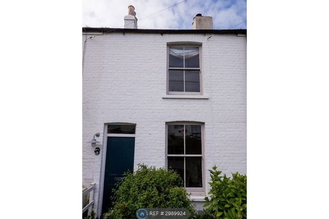 Castalia Cottages, Cambridge Road, Walmer photo 2