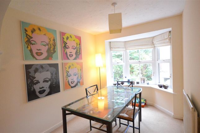 67, Jessett Drive, Fleet photo 3