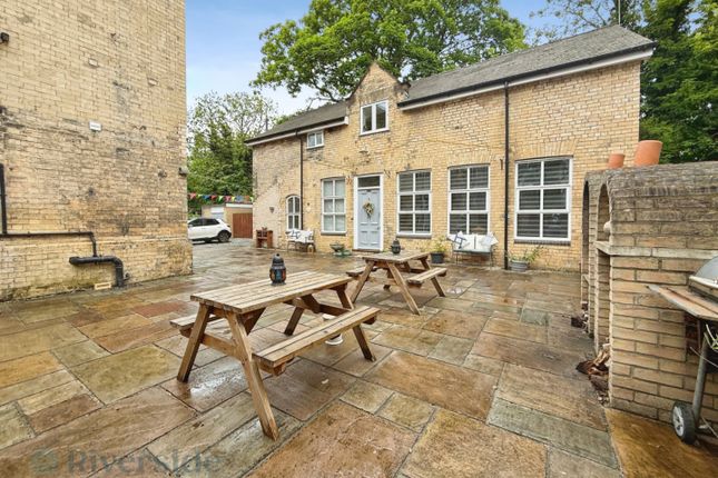 4-bed flat on Stable Block, 50 Pearson Park, Hull, £350,000