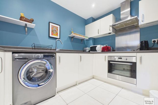 109 Hangar Drive, Chichester photo 2
