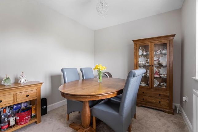 1, Wheatsheaf Way, Stratford-Upon-Avon photo 4