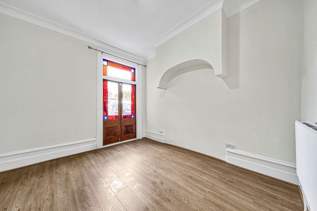 61a, Beaconsfield Road, LONDON photo 3
