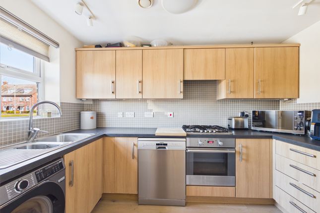 58 Kiln Avenue, Chinnor photo 3