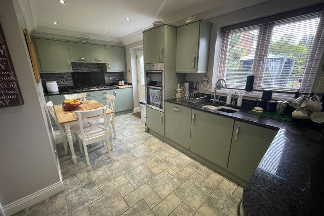 28, Brackenbeds Close, Chester Le Street photo 4