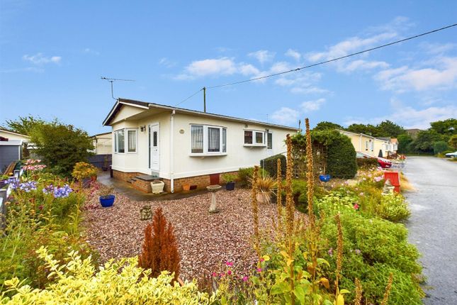 Thumbnail Mobile/park home for sale in Avondale, North Hykeham, Lincoln