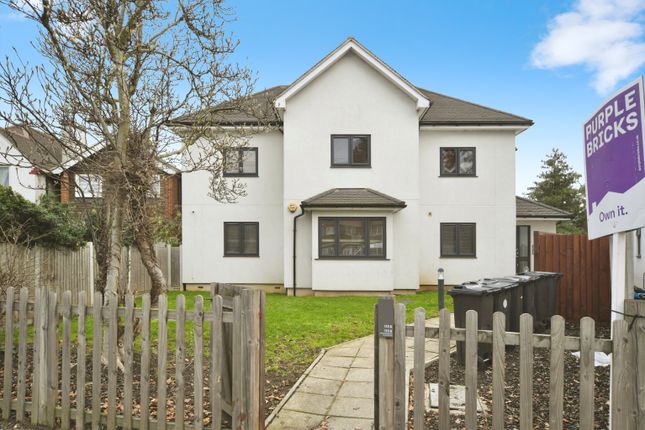 Flat 3/Grovegreen Court, 113 Bullsmoor Lane, Enfield photo 3