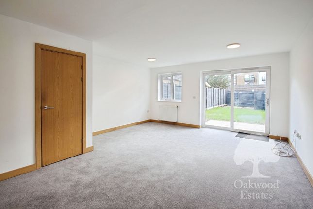 Four Seasons Terrace, West Drayton photo 2