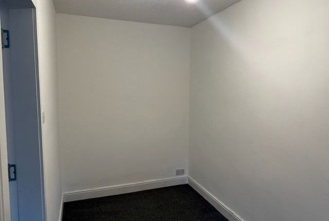 101 Wood Street, Galashiels photo 5