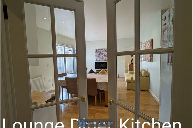 Lounge Diner Kitchen