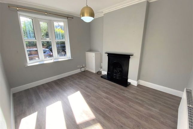 2, Ringlow Park Road, Manchester photo 3