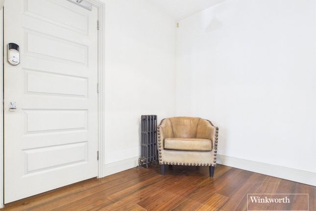 2, Hindmarsh Lofts, Reading photo 3