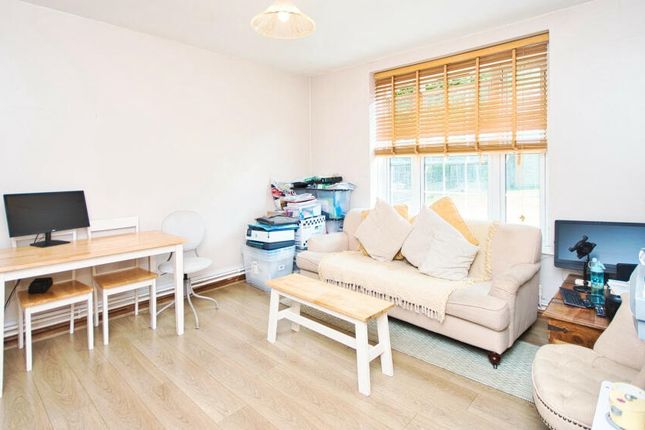 Flat to rent in Ferdinand House, Ferdinand Place, Camden