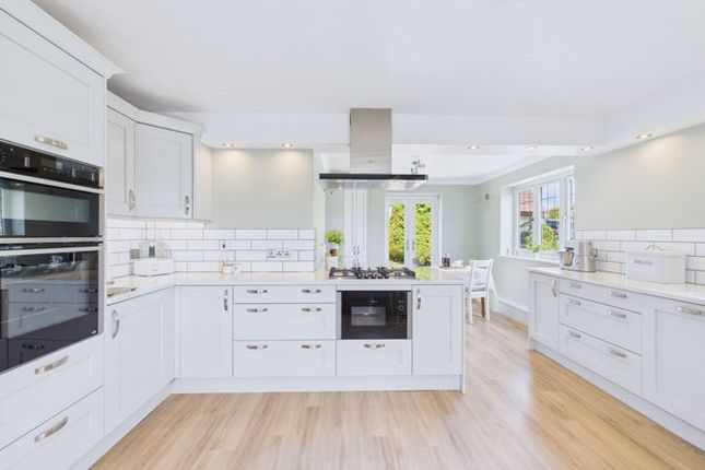 Hillcove, Hawthorn Hill, East Lambrook photo 4