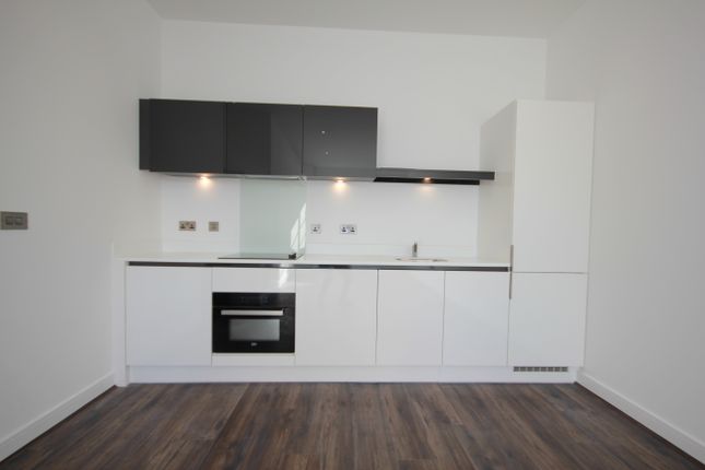 Apartment 505 Kettleworks, 126, Pope Street, Birmingham photo 4