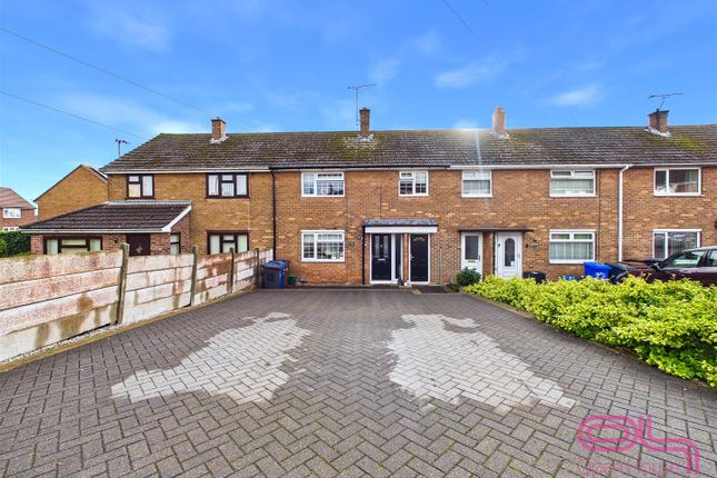 Hawthorn Crescent, Burton-On-Trent photo 3