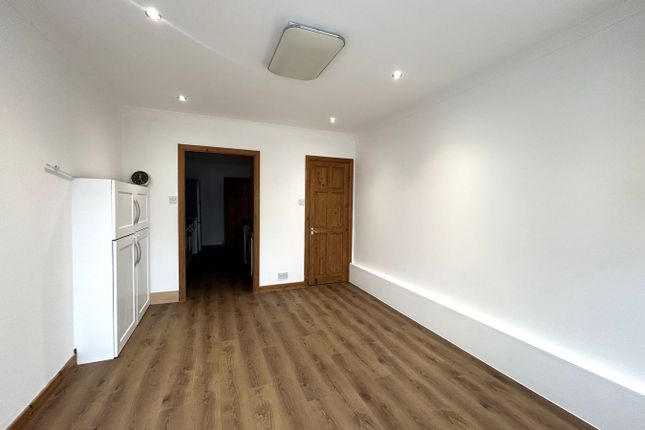 Lynmouth Road, Greenford photo 2