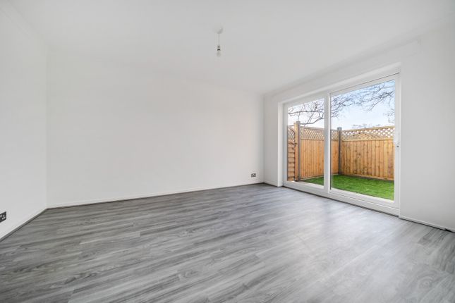 17, Gainsborough, Berkshire photo 4
