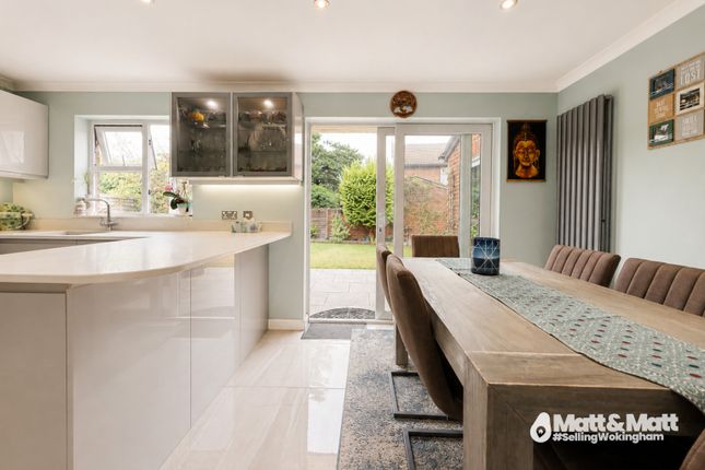 29 Ruby Close, Wokingham, Berkshire photo 4