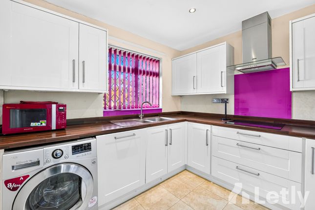 52, Meadow Road, Bushey photo 4