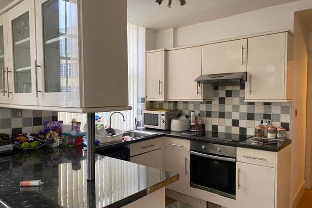 Thumbnail Flat for sale in Kirkgate, Bradford