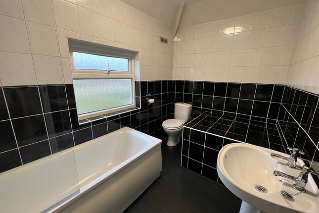 85, KIDDERMINSTER photo 4