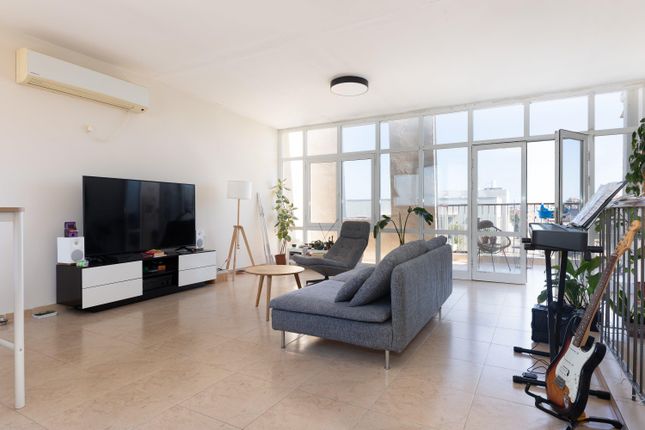 Thumbnail Apartment for sale in Tel Aviv-Yafo, Tel Aviv-Yafo, Il