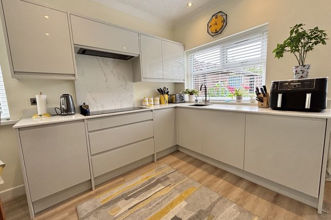 290, Blackpool Old Road, Poulton-Le-Fylde photo 2