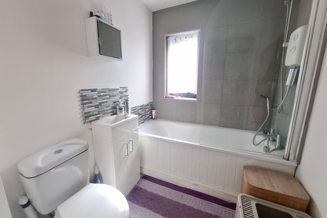 6 Gable Court, Great Road, HEMEL HEMPSTEAD photo 4