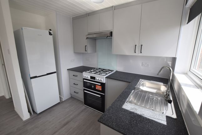 6, Simonsbath, Milton Keynes photo 5