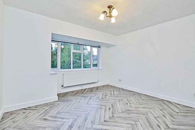 King George Crescent, West Midlands photo 3