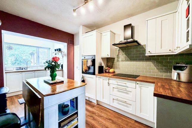 2, Duke Street, Pontypridd photo 3