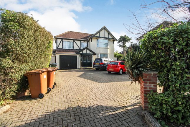 Thumbnail Detached house to rent in High Road, Harrow Weald