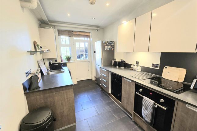 Flat 31,, Pitmaston Court East, West Midlands photo 3