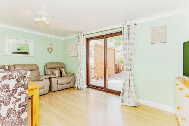 Thumbnail Detached house for sale in Heritage Way, Raunds, Wellingborough