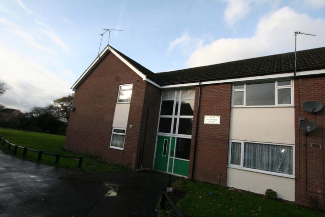 Flat for sale in Richmond Court, Ellesmere Port, Cheshire.