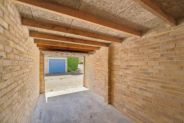 5A, Glencairn Drive, Ealing photo 4