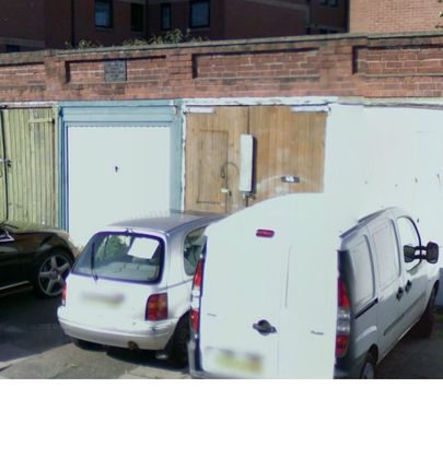 Commercial property to let in Shipley Road, Leicester