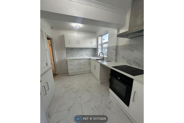 Highland Road, Horwich, Bolton photo 3