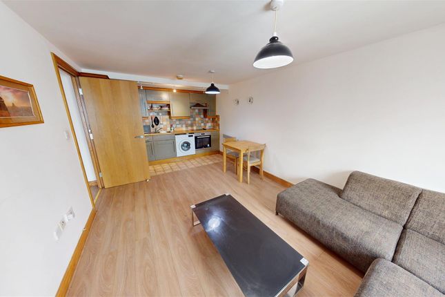 Apartment 19, 14-16 Whitworth Street, Piccadilly photo 3