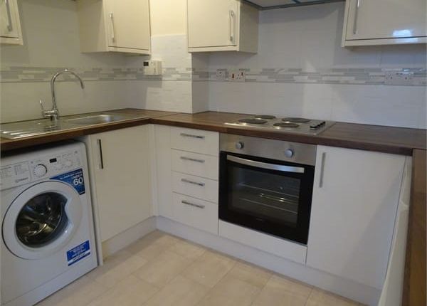 51, Upshire Gardens, Bracknell photo 4