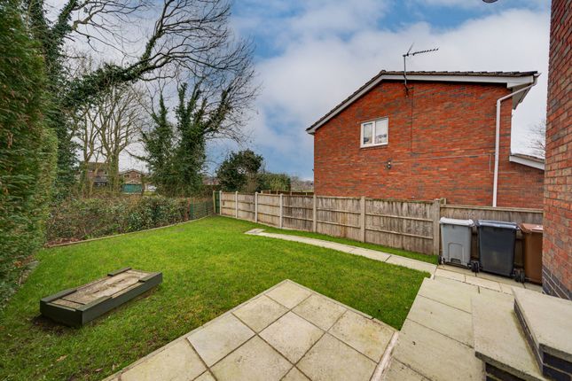 16 Severn Close, Congleton photo 2