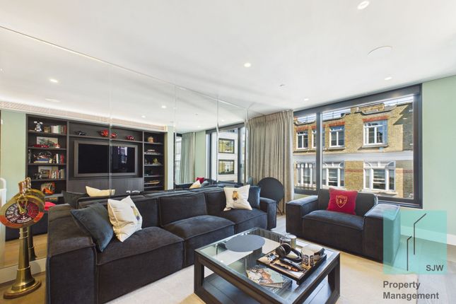 Apt 402, 37 Rathbone Place, London photo 4