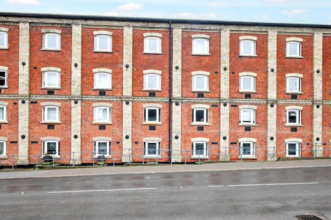 1-bed flat on Apartment 30, The Quayside Maltings, Manningtree, £105,000