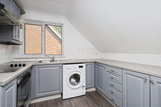 Flat 4A, Enterprise House,, High Street, Uckfield photo 4