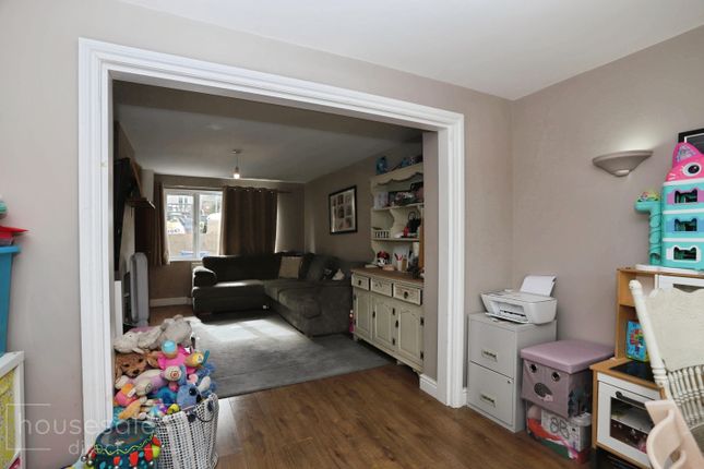 57, Five Stiles Road, Marlborough photo 4