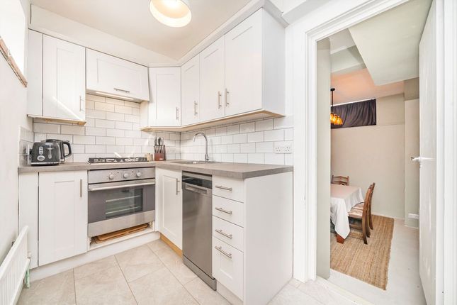 4, Elgin Mews South, London photo 4