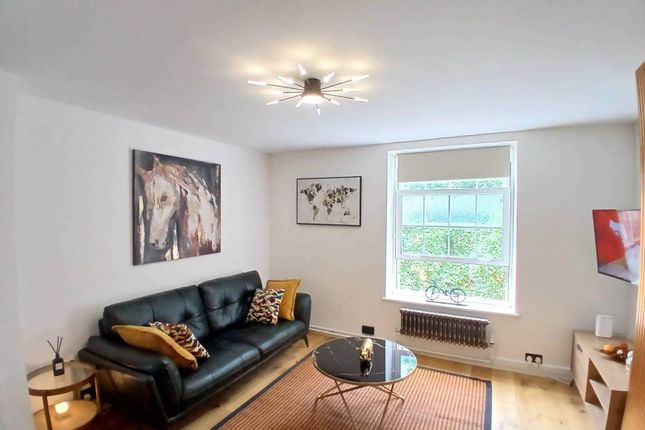 Thumbnail Flat to rent in Gosling Way, Oval, London